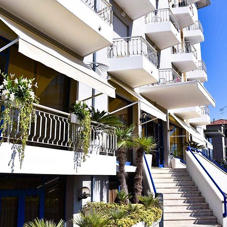 Hotel Umberto Lido di Jesolo Dış mekan fotoğraf